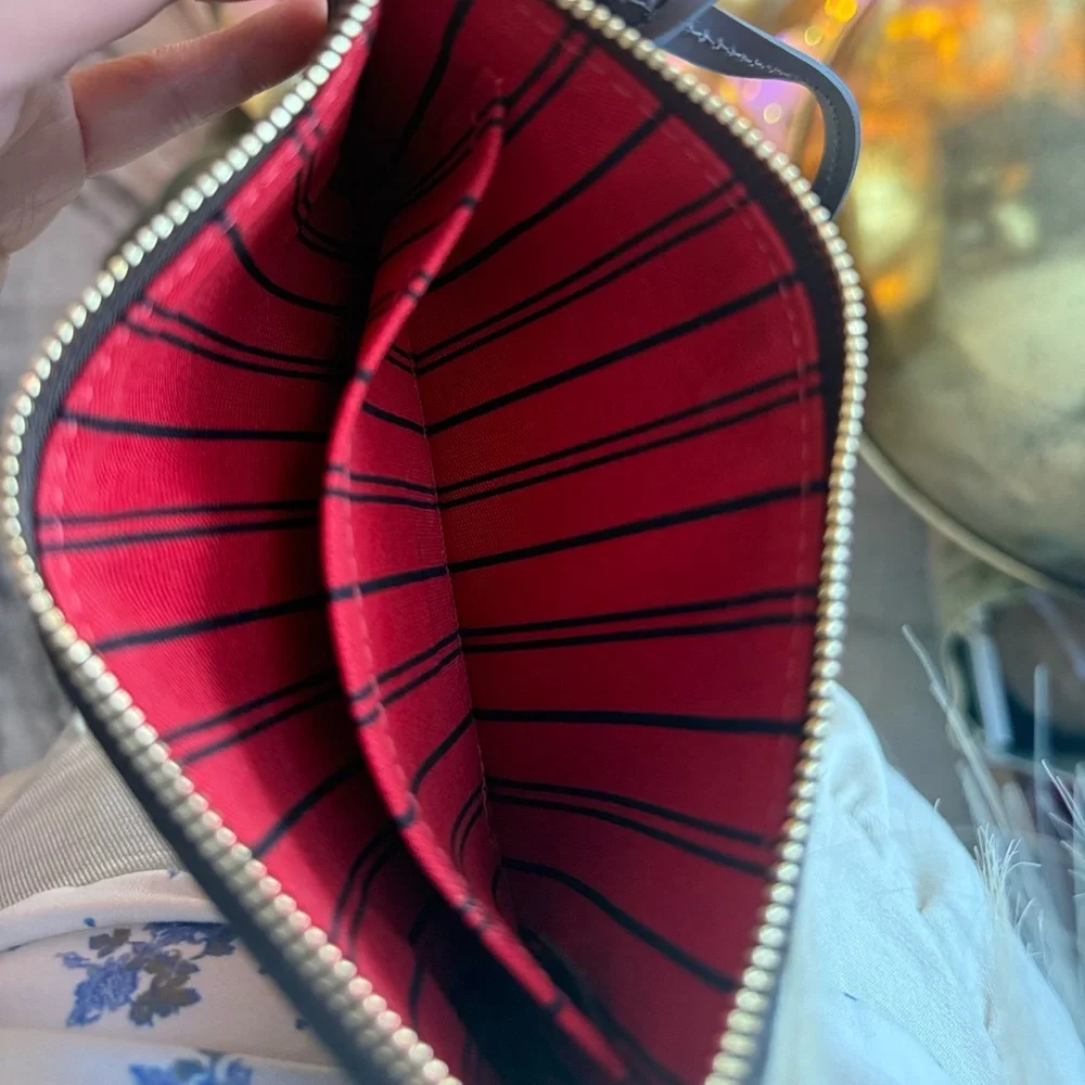 2020 Louis Vuitton Neverfull PM Wristlet